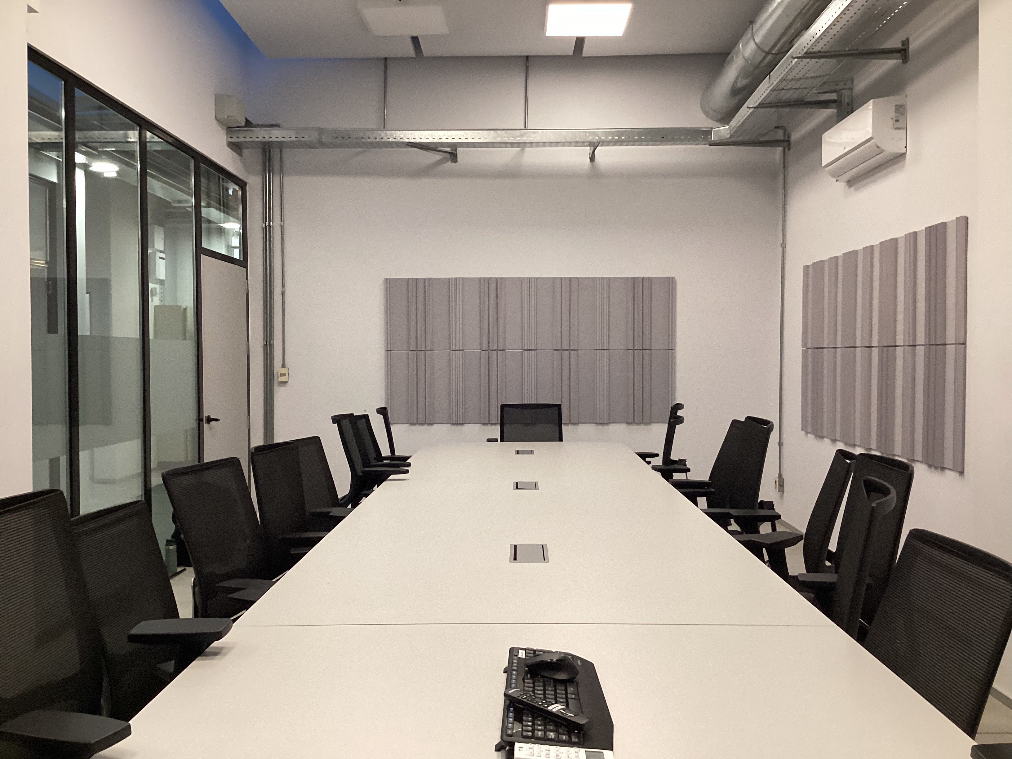 Tratamiento acústico para oficinas